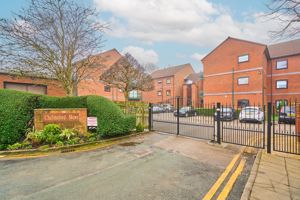 Photo 19- click for photo gallery